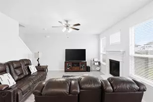 128 Shining Pt Dr, Waller, TX 77484 - Photo 13