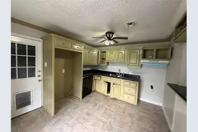 601 N 12th Street, La Porte, TX 77571 - Photo 7
