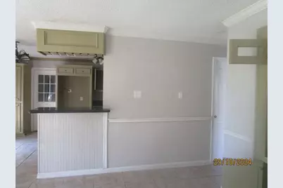 601 N 12th Street, La Porte, TX 77571 - Photo 5