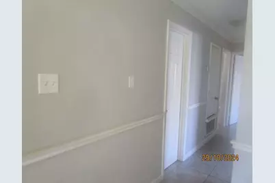 601 N 12th Street, La Porte, TX 77571 - Photo 9