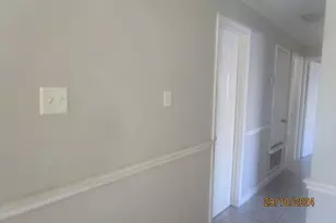 601 N 12th St, La Porte, TX 77571 - Photo 9