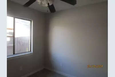 601 N 12th Street, La Porte, TX 77571 - Photo 11