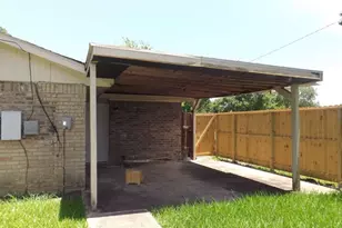 601 N 12th St, La Porte, TX 77571 - Photo 19