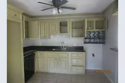 601 N 12th Street, La Porte, TX 77571 - Photo 7