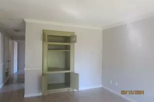 601 N 12th St, La Porte, TX 77571 - Photo 5