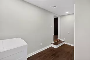 428 Van Molan St, Houston, TX 77022 - Photo 17
