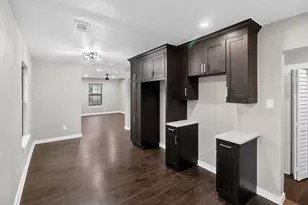 428 Van Molan St, Houston, TX 77022 - Photo 11