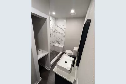 428 Van Molan Street, Houston, TX 77022 - Photo 35