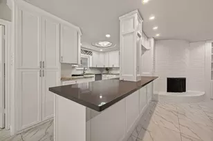 5207 Bent Bough Ln, Houston, TX 77088 - Photo 17