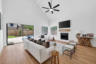 6406 Via Espana Dr, Houston, TX 77083 - Photo 15