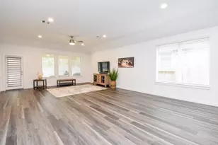 383 Westlake Terrace Dr, Conroe, TX 77304 - Photo 15
