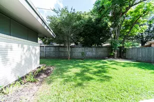5503 Yarwell Dr, Houston, TX 77096 - Photo 23