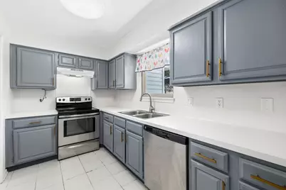 9263 Westwood Village Drive #50, Houston, TX 77036 - Photo 13