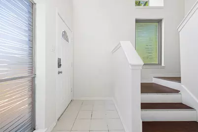 9263 Westwood Village Drive #50, Houston, TX 77036 - Photo 5
