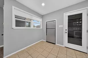 6855 Richwood Rd, Houston, TX 77087 - Photo 17