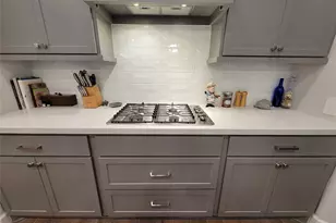 985 Cortez Creek Dr, Conroe, TX 77304 - Photo 7