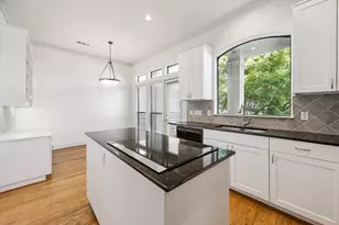 2003 Morse St, Houston, TX 77019 - Photo 15