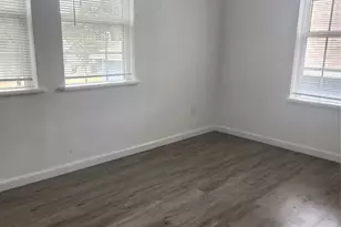 6914 Gonzales St, Houston, TX 77020 - Photo 5
