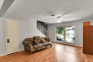 26702 Maplewood Dr, Spring, TX 77386 - Photo 9