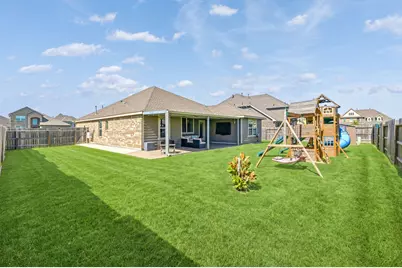 7106 Hillside Avenue, Mont Belvieu, TX 77523 - Photo 23