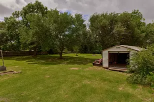 3979 County Rd 962B, Alvin, TX 77511 - Photo 37