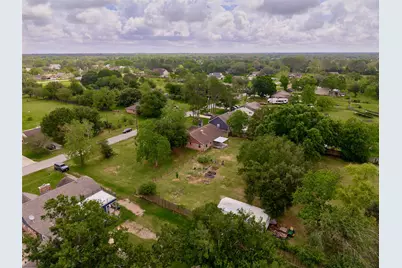 3979 County Road 962B, Alvin, TX 77511 - Photo 1