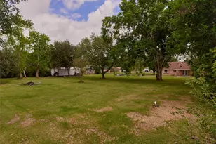3979 County Rd 962B, Alvin, TX 77511 - Photo 43