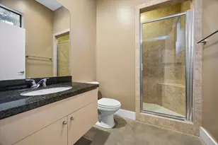 732 Ruthven St, Houston, TX 77019 - Photo 15