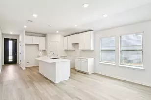 16249 Parish Pointe Ct, Conroe, TX 77302 - Photo 3