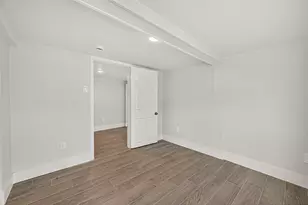 1814 33rd St, Galveston, TX 77550 - Photo 13