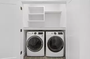 4750 Martin Hill St, Houston, TX 77018 - Photo 9