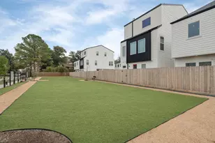 4750 Martin Hill St, Houston, TX 77018 - Photo 45