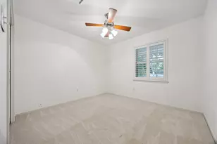 13630 Queensbury Ln, Houston, TX 77079 - Photo 23