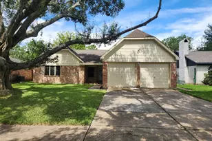 2314 Stillmeadow Dr, Missouri City, TX 77489 - Photo 1