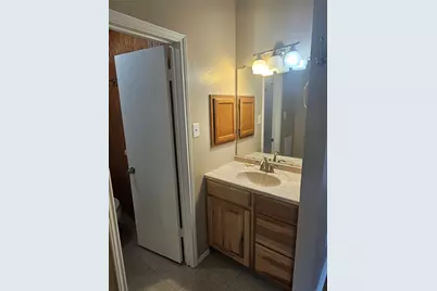 1009 Canyon Springs Drive, La Porte, TX 77571 - Photo 9