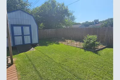 1009 Canyon Springs Drive, La Porte, TX 77571 - Photo 17