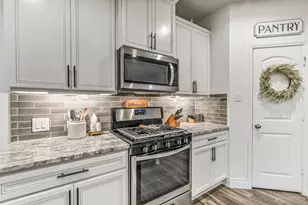 9239 Brunel Ln, Houston, TX 77044 - Photo 13