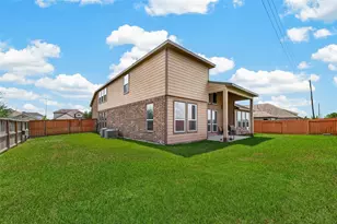 1914 Walnut Green Cir, Rosenberg, TX 77471 - Photo 25