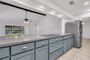 19811 Sagging Oaks Dr, Spring, TX 77388 - Photo 9