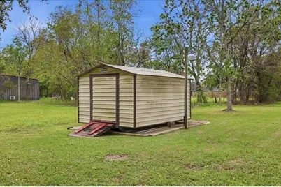 1016 S 27th Street, Nederland, TX 77627 - Photo 9