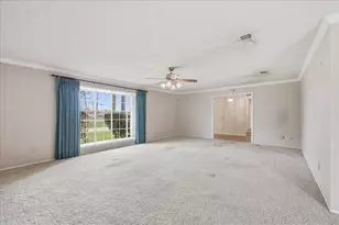 1016 S 27th St, Nederland, TX 77627 - Photo 33