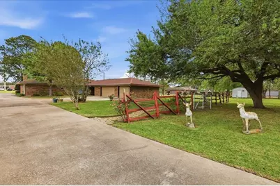 1016 S 27th Street, Nederland, TX 77627 - Photo 5