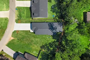 114 Indian Creek St, Willis, TX 77378 - Photo 29