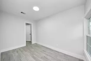 2508 Melbourne St, Houston, TX 77026 - Photo 27