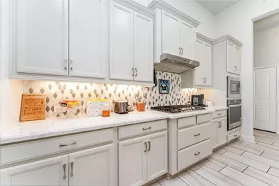 2001 Sadtler Ridge Circle, La Porte, TX 77571 - Photo 11