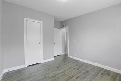 2431 Bay Oaks Harbor Drive, Baytown, TX 77523 - Photo 23