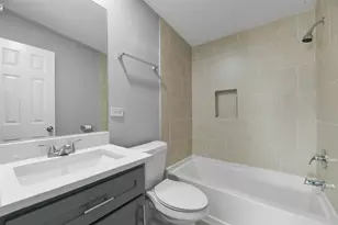 2431 Bay Oaks Harbor Dr, Baytown, TX 77523 - Photo 25