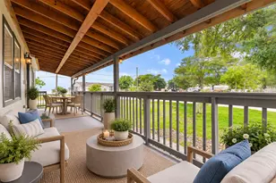 2431 Bay Oaks Harbor Dr, Baytown, TX 77523 - Photo 3
