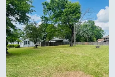 210 & 200 Robin Street, Vidor, TX 77662 - Photo 23
