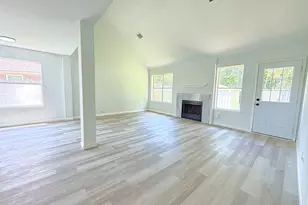 14638 President's Dr W, Houston, TX 77047 - Photo 3